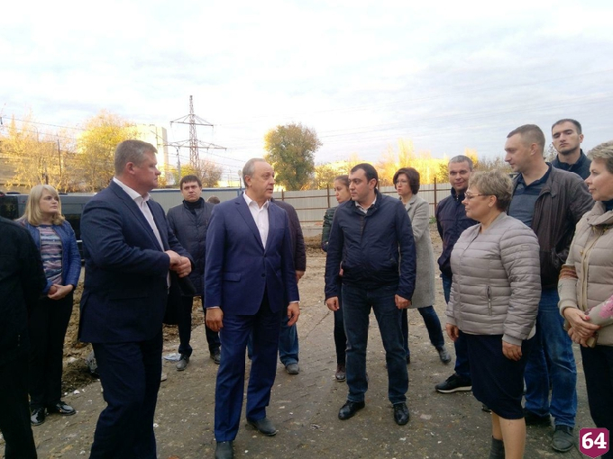 Строителей детского сада в Саратове раскритиковали за пассивную работу 