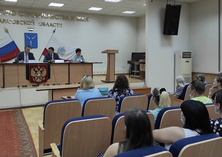 В Саратовской области 60 многодетных семей получат квартиры