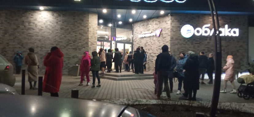 Грабитель сбежал из торгового центра с похищенной курткой