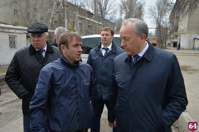 Губернатор раскритиковал работу городской власти по благоустройству Саратова