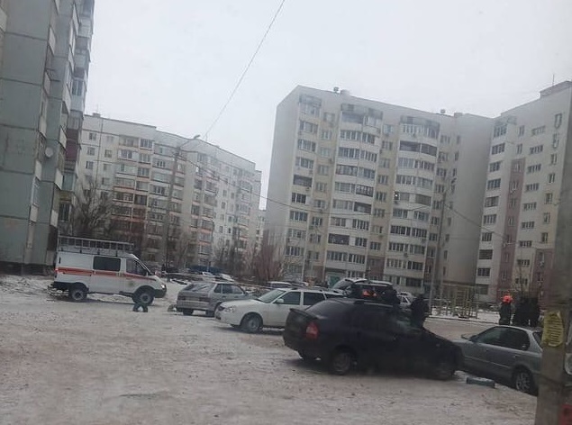 Под Саратовом из-за найденной при обыске гранаты эвакуировали жильцов высотки
