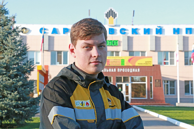 Выпускники первого в городе «Роснефть-класса» трудоустраиваются на Саратовский НПЗ