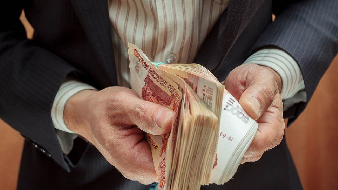 В Саратове появилась вакансия с зарплатой 250 тысяч рублей