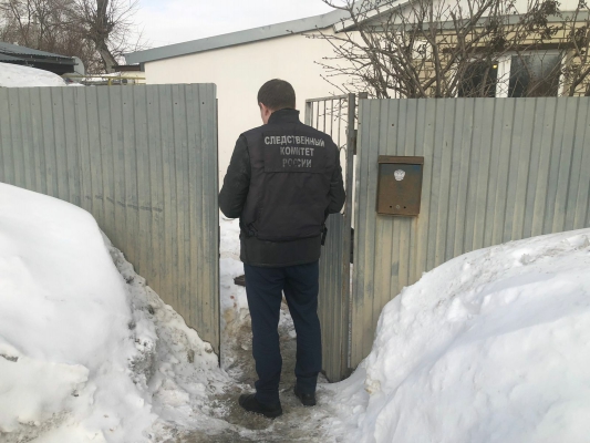 В частном доме нашли труп молодого саратовца с ранами на груди