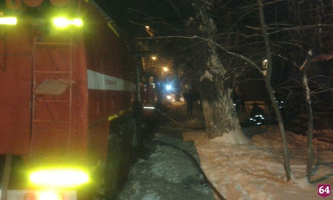 На крупном пожаре пострадали беременная женщина и 5 мужчин