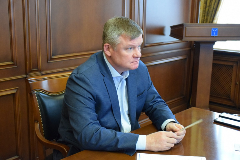 Глава Саратова потребовал не допускать сбоев в работе транспорта