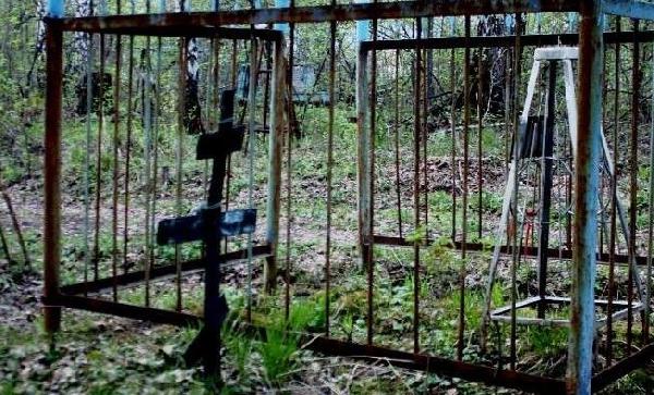 Застрелившая супруга на кладбище женщина избежала ответственности