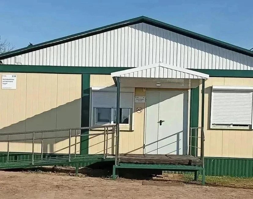 Подрядчика призвали не нарушать сроки возведения ФАПов в Саратовской области