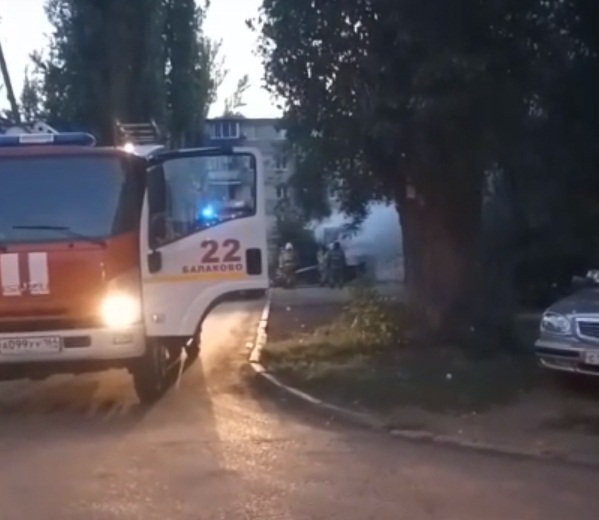 Во дворе дома выгорела грузовая «Газель»