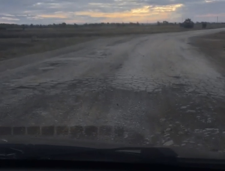 Дорогу под Саратовом отремонтируют после критики в соцсетях