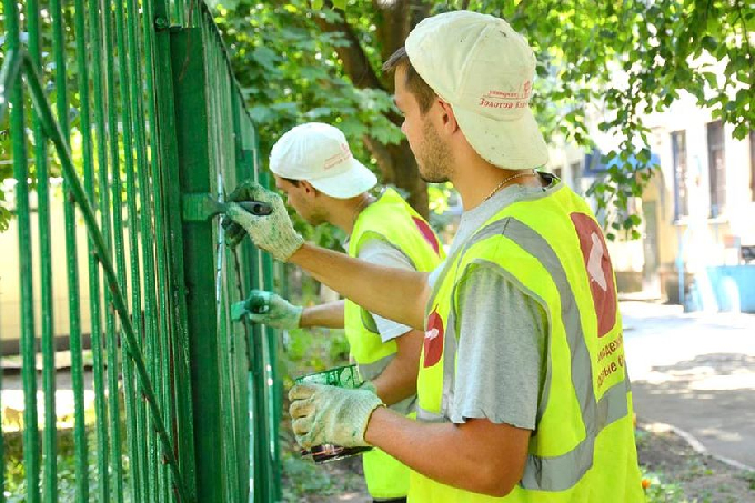 На трудоустройство подростков потратили 26,6 млн рублей