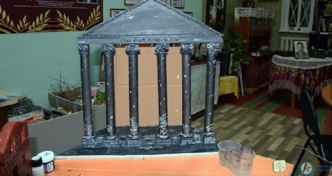 Аткарские школьники создают уникальную диараму боя за Рейхстаг