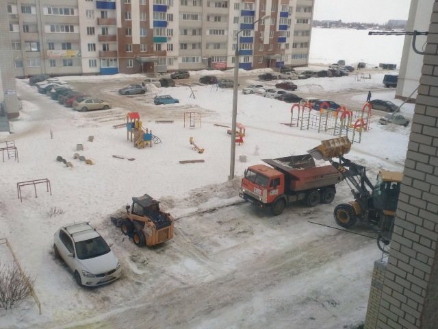 Нашлось объяснение стрельбы по снегоуборочной технике под Саратовом