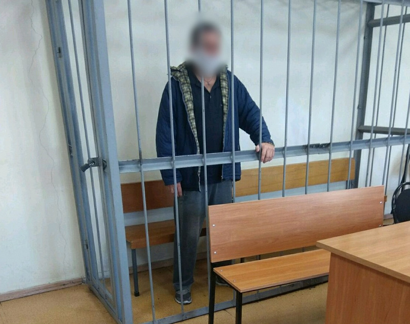 Саратовец сломал беспомощной матери ребра и бросил умирать