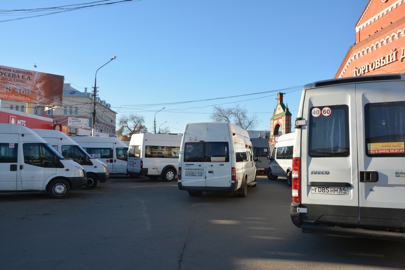 В Энгельсе после аукциона на обновление автобусов на маршруты вышли старые «Газели»