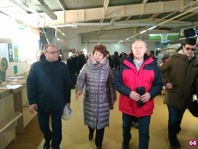 Радаев обещал решить проблему с транспортом в Юбилейном