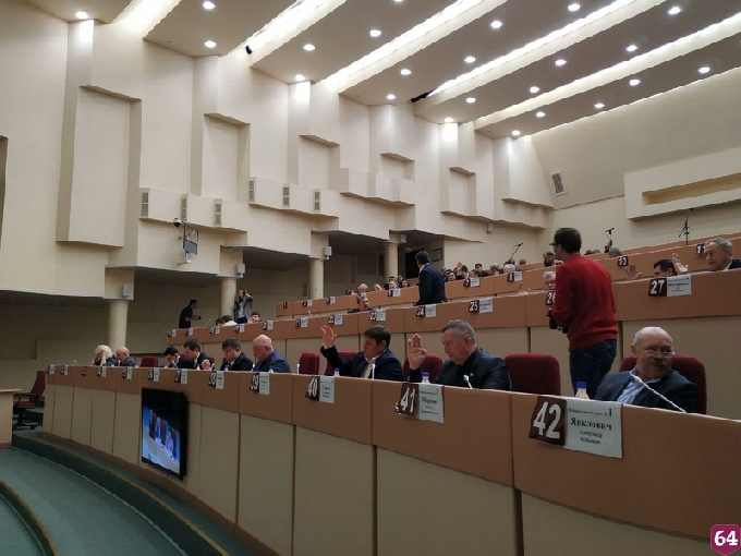 На покупку техники для уборки Саратова выделили 45 млн рублей 