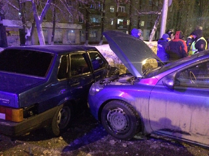 В массовой аварии на Шехурдина пострадала девушка