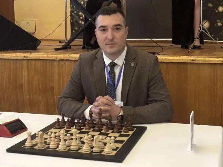 Саратовский ветеран СВО участвует во всероссийском турнире по шахматам
