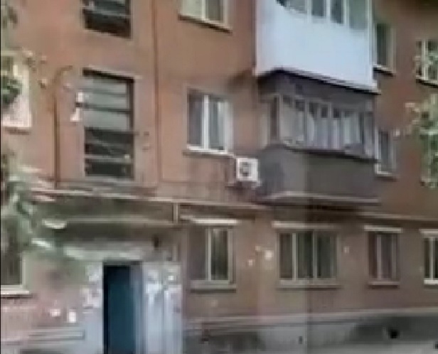 Глава СКР взял на контроль проверку по разрушающемуся в Энгельсе дому