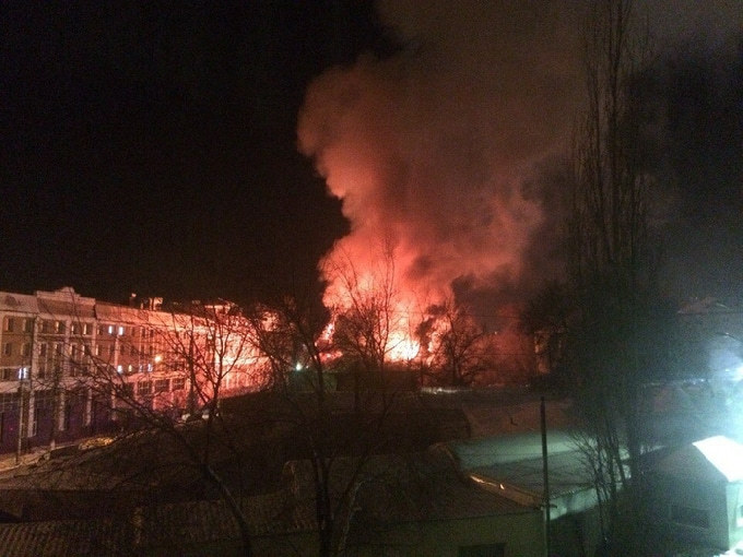В Саратове 4 пенсионерки пострадали на крупном пожаре