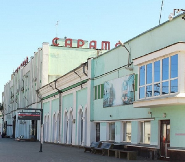 Гражданин из хулиганских побуждений «заминировал» вокзал в Саратове
