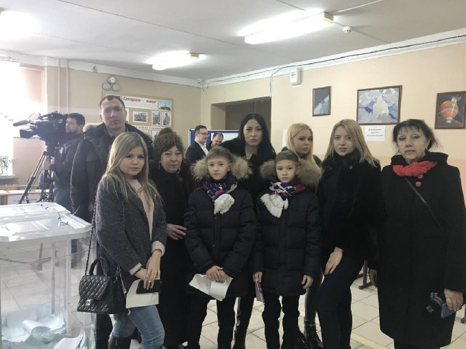 В Саратове лучшая семья России выбрала президента страны