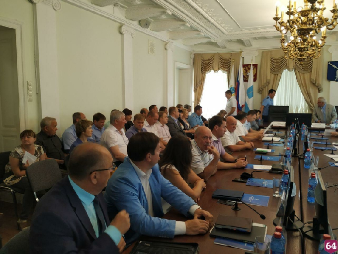 В школах Саратова за парты сядут 11 тысяч первоклассников  