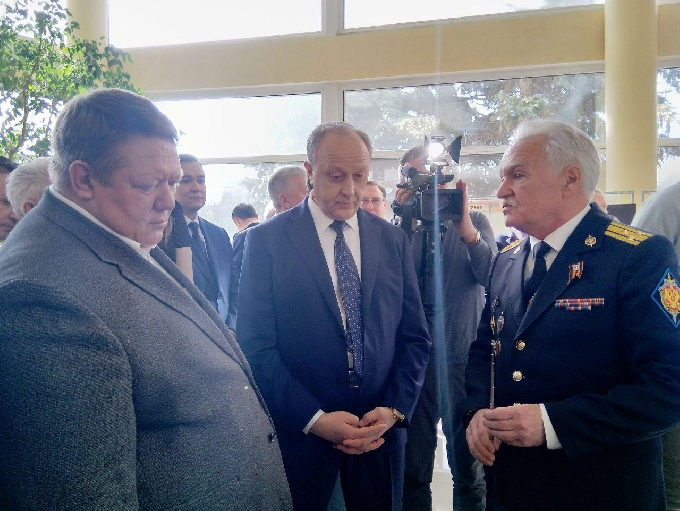 Губернатор подписал обращение о присвоении Саратову звания «Город трудовой доблести» 