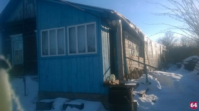 Спасатели вызволили из запертого дома больного ветерана