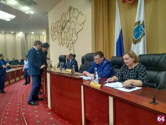 Аренин пригрозил администрации Саратова уголовным делом 