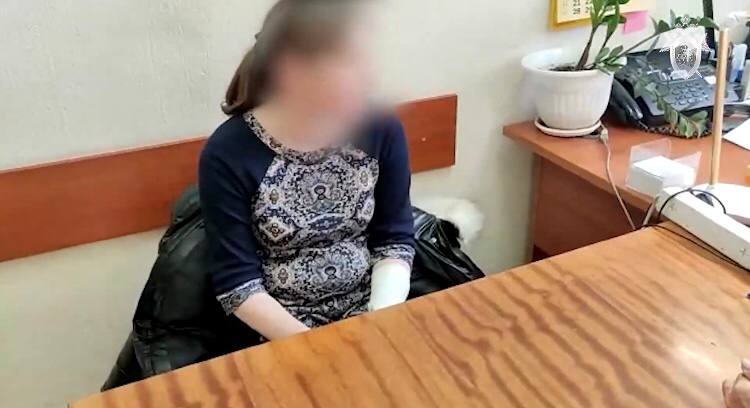 Мать изрезала ножом 5-летнего сына и избежала реального срока