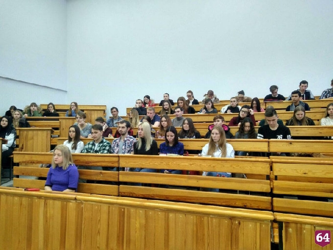 Участники медиафорума обсудили с будущими журналистами развитие отрасли 