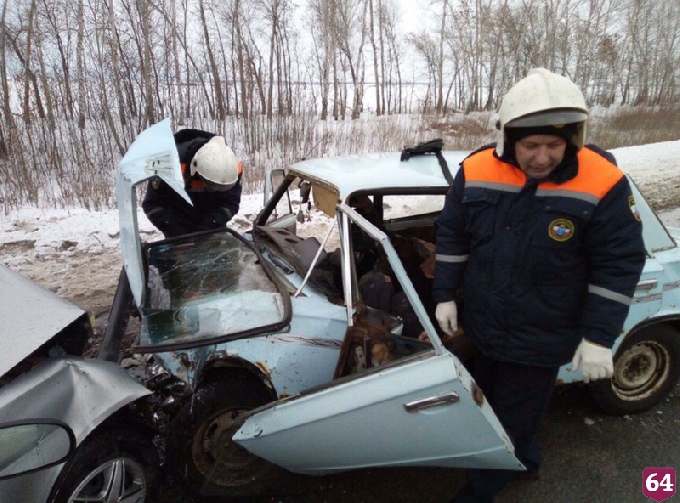 Аварию с погибшей под Балашовом спровоцировала автоледи на «Калине»