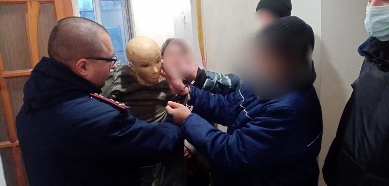 Саратовец забил жену после бара и ждет суда