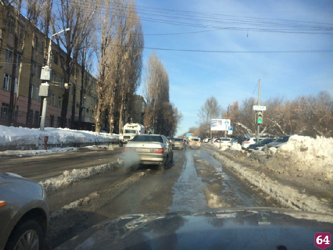 «Водосток» обязали очистить Соколовую от наледи после аварии