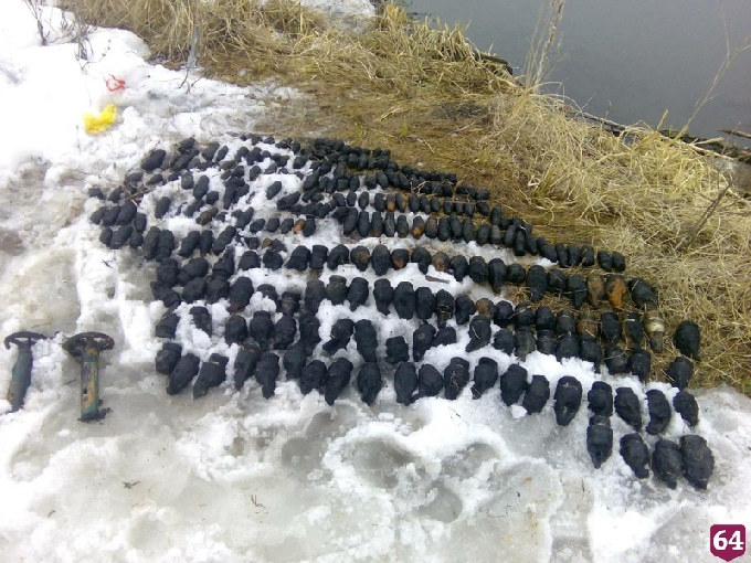 Сельчане наткнулись в лесу на 240 артиллерийских взрывателей