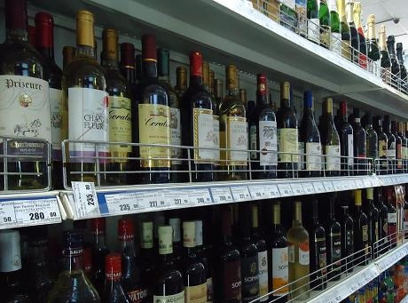 В Саратове 11 магазинов проигнорировали запрет на торговлю алкоголем 