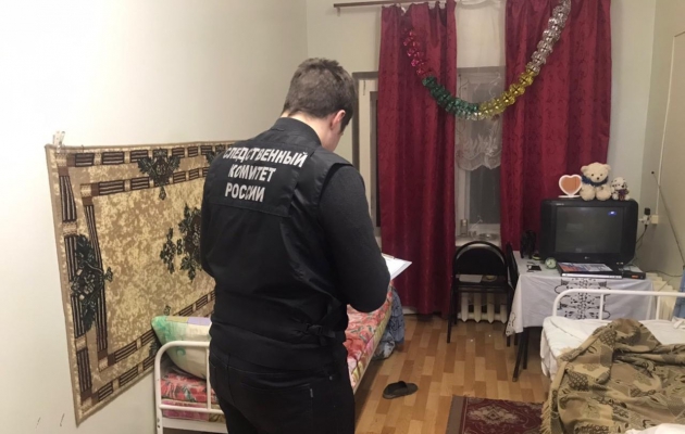 Пенсионер на 23 февраля зарезал постояльца дома престарелых