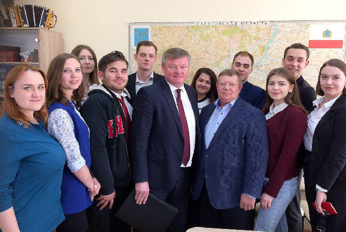  Панков обратился за помощью к саратовской молодежи