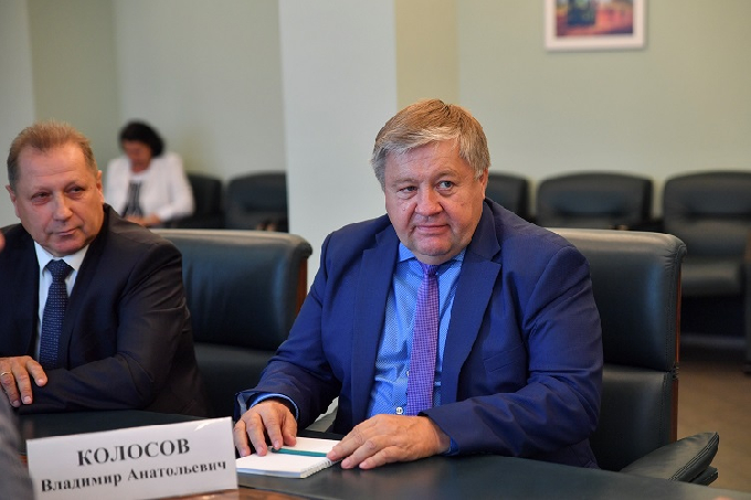 Саратовский фермер вызвался отремонтировать 30 км дороги 