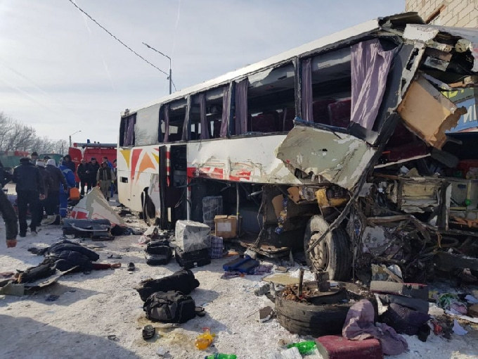 Саратовец погиб в автокатастрофе с автобусом под Воронежем 