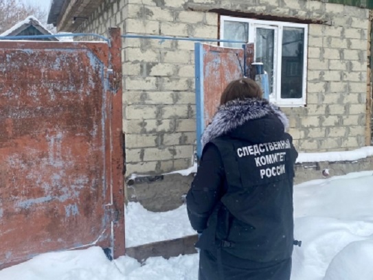 Два человека отравились угарным газом под Саратовом