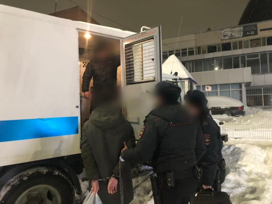 В Саратове осудили 17-летнего закладчика наркотиков