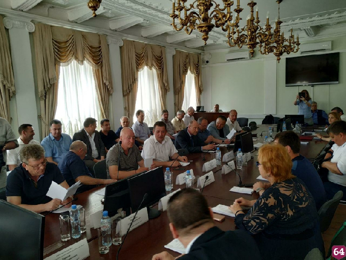 Депутат раскритиковал работу маршруток в Саратове 