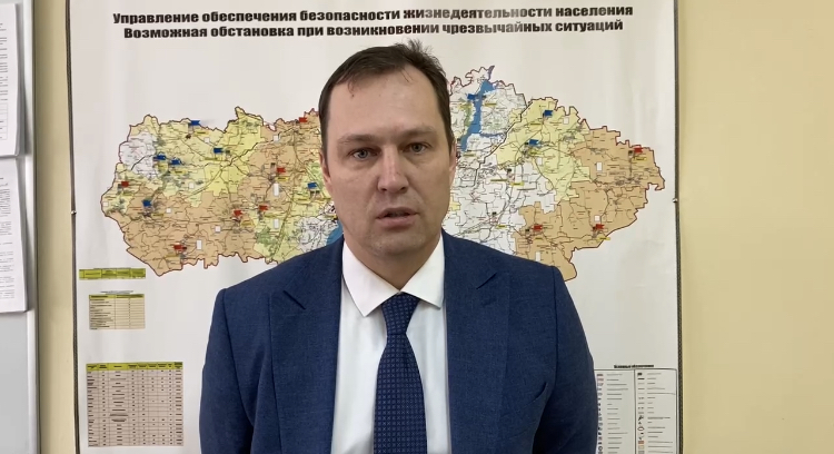 Жителей Саратова попросили отказаться от поездок на автомобилях из-за снегопада
