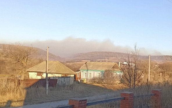 Возгорание около села Лох локализовали