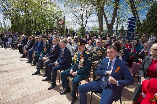 Интернат в Энгельсе отметил День Победы 