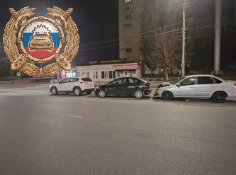 Пенсионерка пострадала в массовом ДТП на Чернышевского