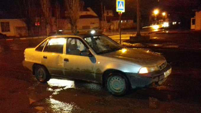 В Саратове на «зебре» Daewoo Nexia задавила молодого мужчину 